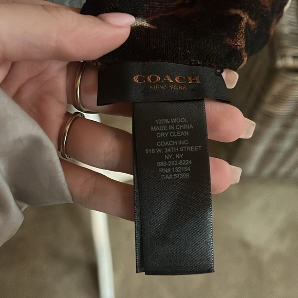 Coach EUC Leopard printed scarf - Picture 3 of 3